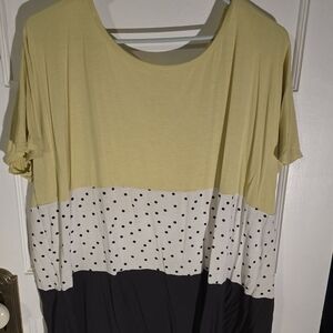 Stylish Yellow and Black Polka Dot Women's Tee